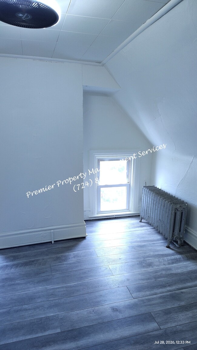 Photo - 1129 Chartiers Ave Unidad 5