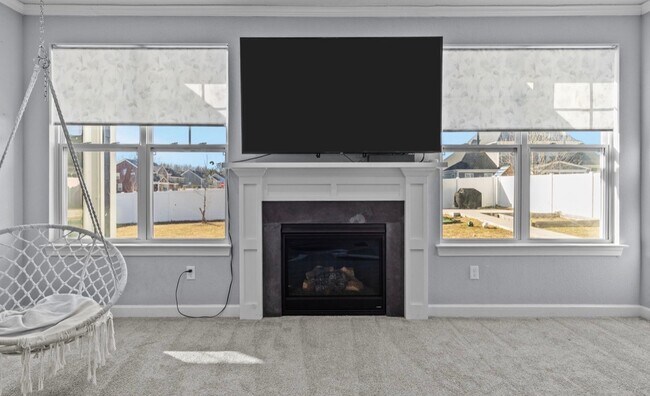 Photo - 312 Maycox Ln