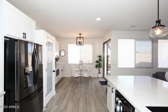 24624 N 72nd Pl