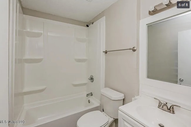 Photo - 3102 Longwood Dr