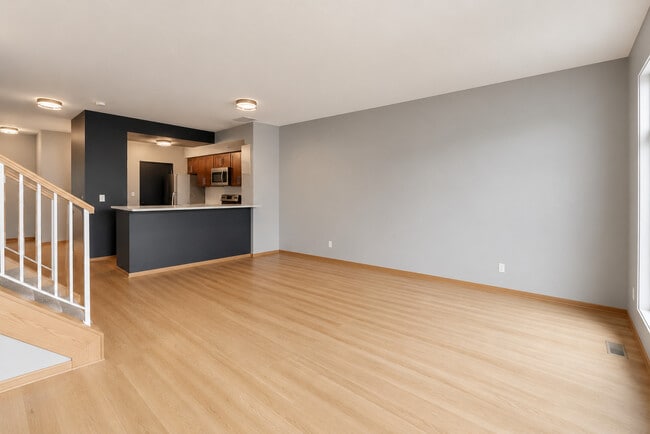 Photo - 1052 Ripple Ridge