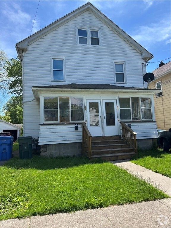 Building Photo - 208 Cummings St Rental
