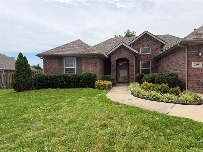 Building Photo - 240 Beasley Dr