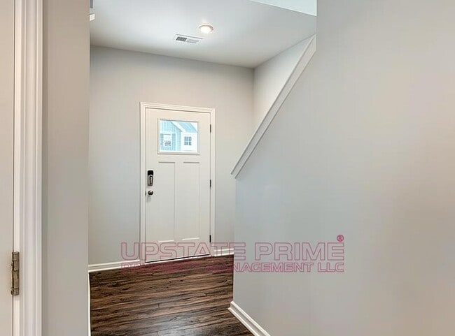 Photo - 610 Poinsett Bridge Wy