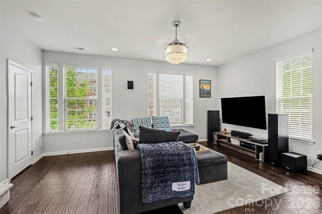 Photo - 4011 Zilker Park Dr