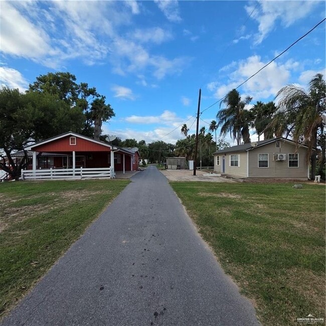 Photo - 26 Lago Vista Dr