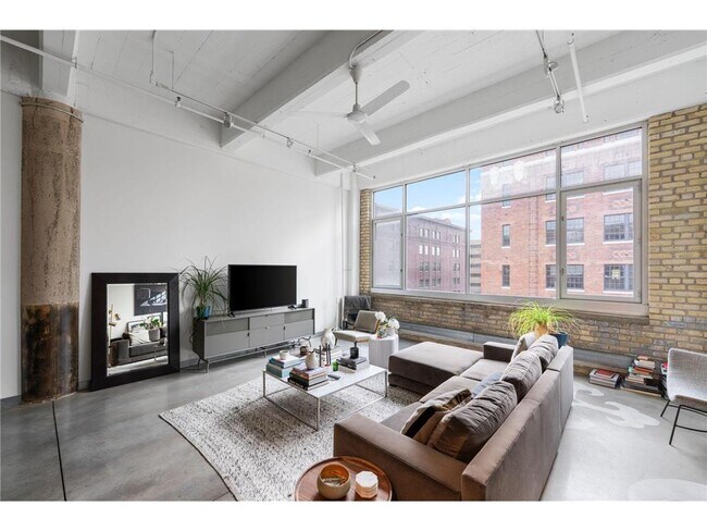 Photo - 700 N Washington Ave Unidad 524