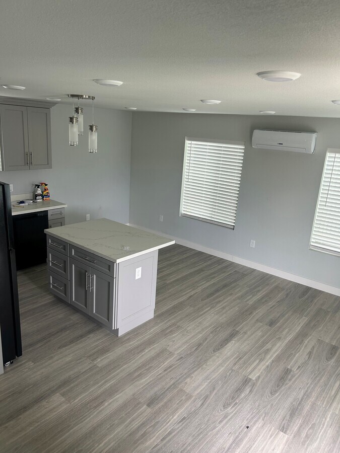 Photo - 1700 104th Ave