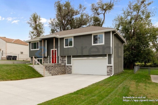Photo - 5323 P St