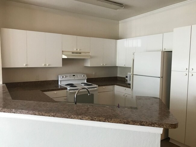 Photo - 3621CR#725(75) Unit 725