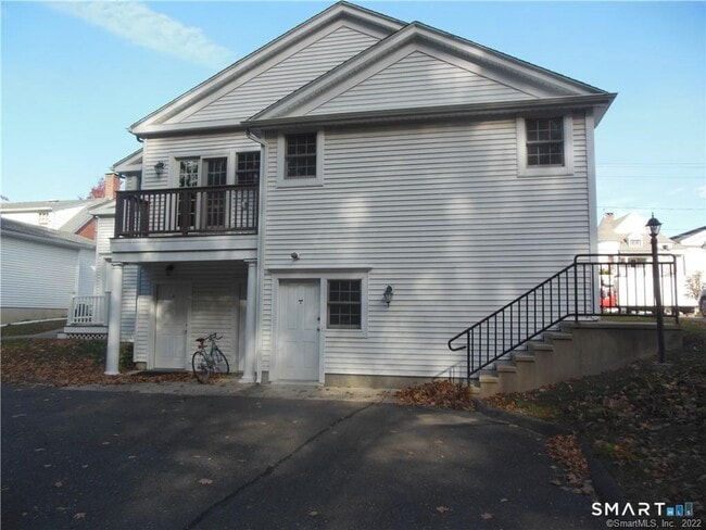 Building Photo - 152 Greenwood Ave Unit 3