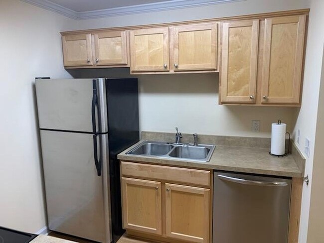 Photo - 2308 Myron Dr Unidad 203