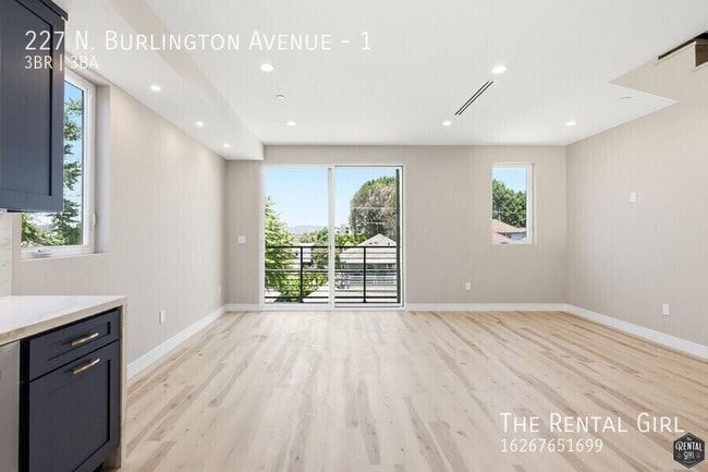 Photo - 227 N Burlington Ave Unidad 1