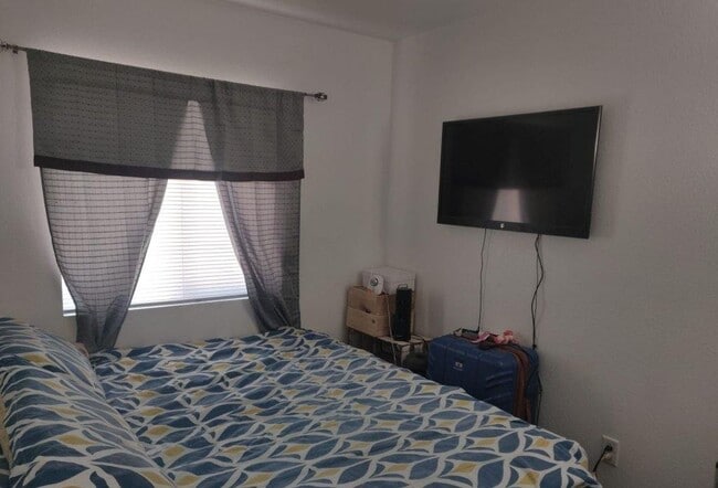 Photo - 240 Morongo Dr