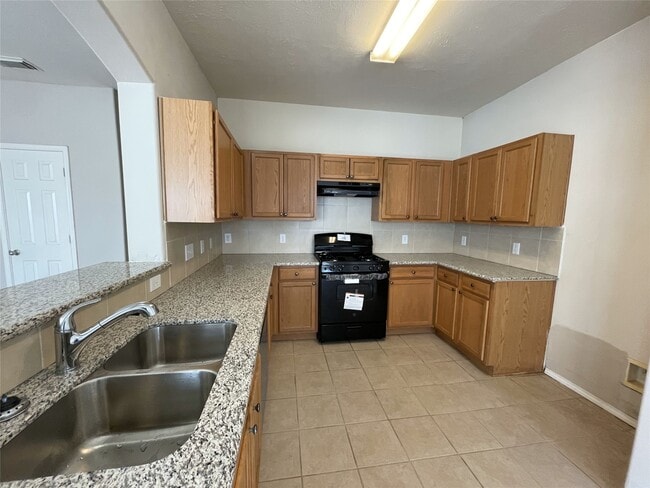 Photo - 6119 Yorktown Meadow Ln