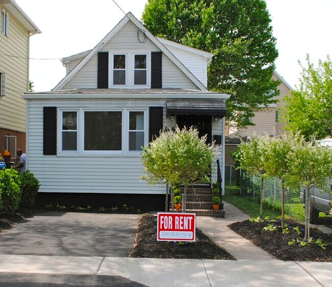 Photo - 60 Hayward Pl Unidad 2