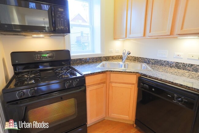 Photo - 3250 N Clifton Ave Unit M502