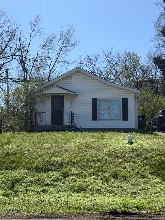 Building Photo - 1008 Hunters Meadow Ln