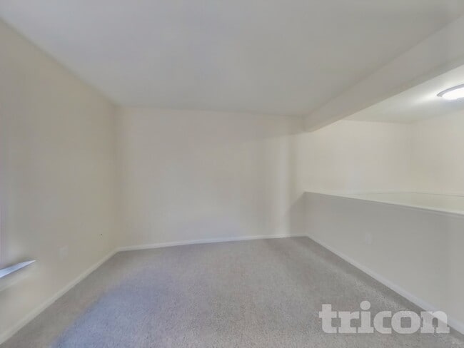 Photo - 4192 Bluebird Dr