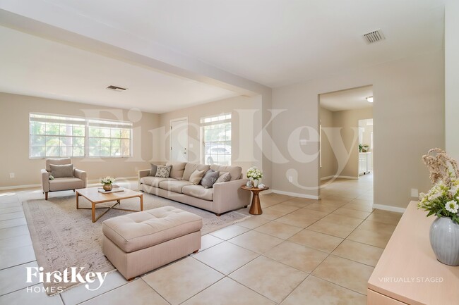 Photo - 9303 N Edison Ave