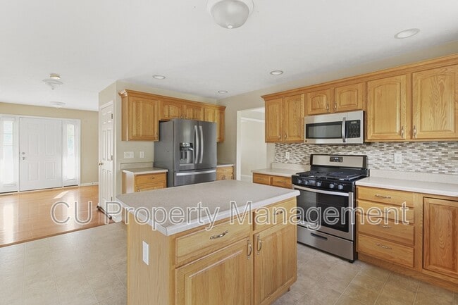 Photo - 902 Indigo Dr