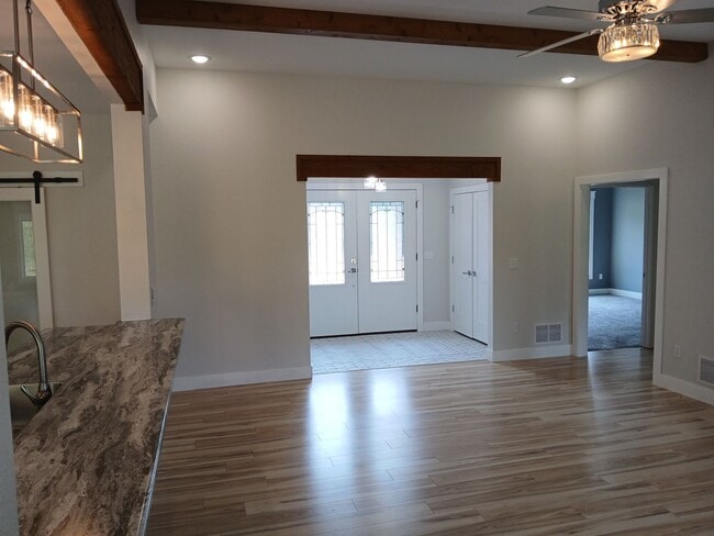 Photo - 1325 Summerfield Dr