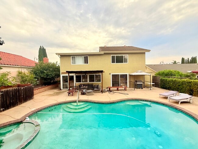 Photo - 26431 Via Lara