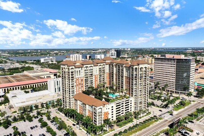 Building Photo - 550 Okeechobee Blvd Unit Mph-16 Rental