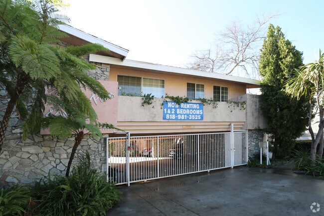 14332 Riverside Drive,