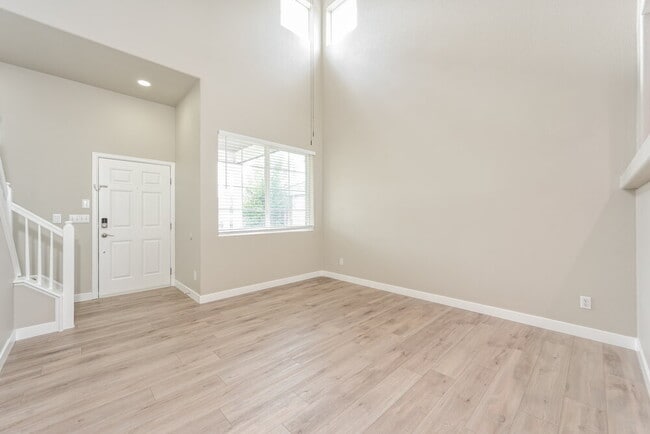 Photo - 24762 E Wyoming Cir