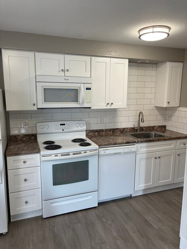 Photo - 1425 E Wabash Ave