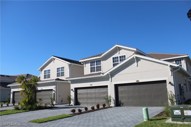 Photo - 5733 Oakmont Ct Unit 8612