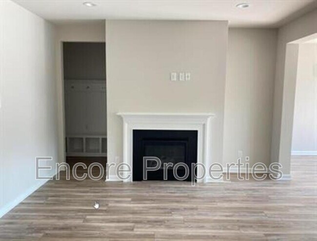 Photo - 767 Creekway Dr