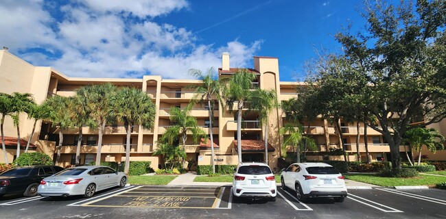 Building Photo - 2455 Lindell Blvd Unit 3208 Rental