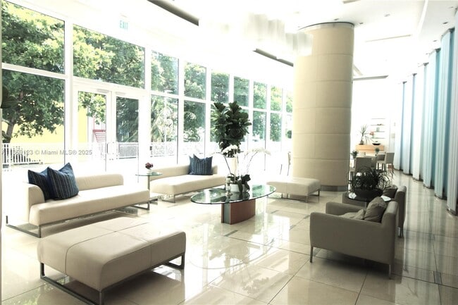 Building Photo - 2101 Brickell Ave Unit 1711 Rental