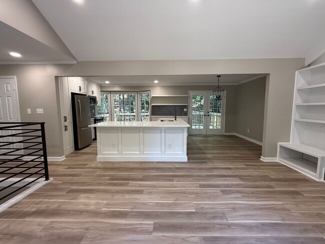 Photo - Oak Mountain 3 Bedroom Home