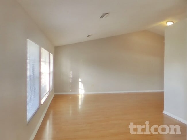 Photo - 14638 Coronado Dr