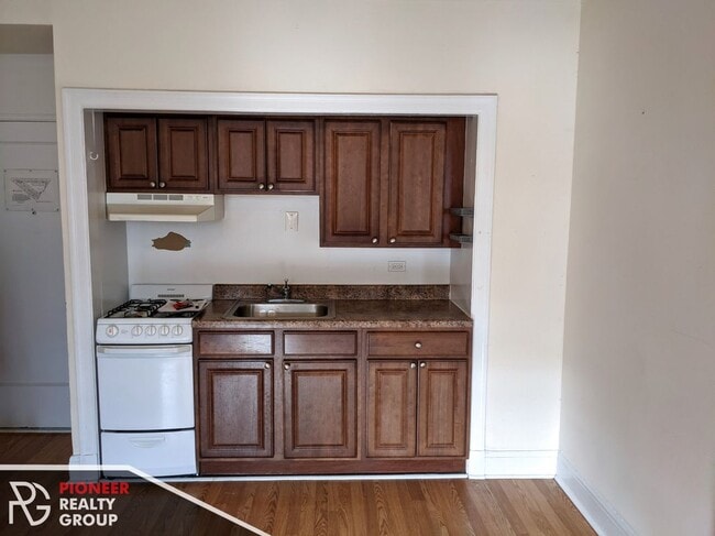 Building Photo - 2779 N Milwaukee Ave Unit 217