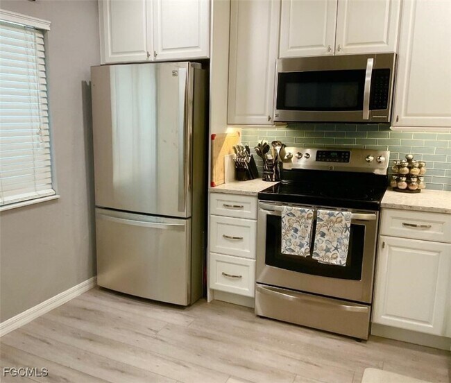 Photo - 3708 SE 12th Ave Unit 201