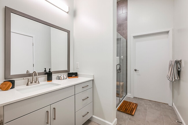 Apollo Apartments apartments — community photo