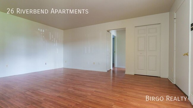 Spacious 2 Bedroom Apartment! Move in today! - Spacious 2 Bedroom Apartment! Move in today!