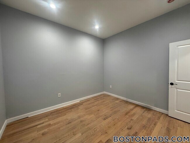Photo - 52 Townsend St Unit 1