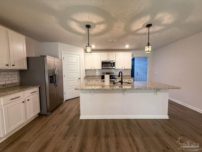 Photo - 6352 Burrow Ln