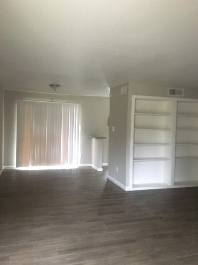 Photo - 5625 Antoine Dr Unit 708