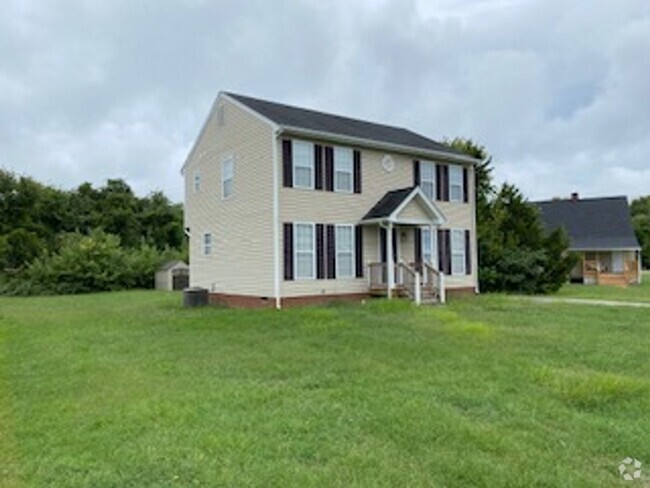 Building Photo - Great 3 Bedroom Colonial Home in Henrico C...