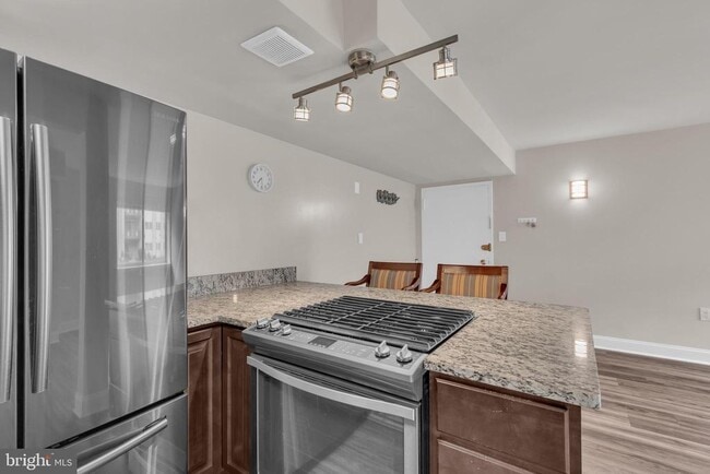 Photo - 5107 Crossfield Ct Unit 304