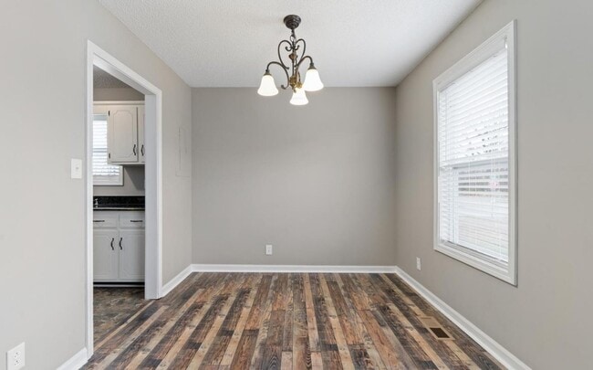 Photo - Fenced Backyard with a Shed!