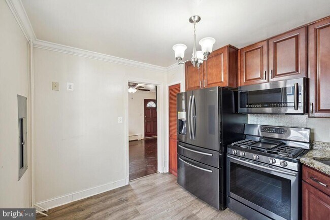 Photo - 1908 Arcadia Ave