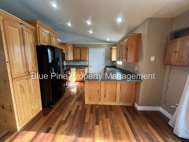 Photo - 3084 Madeline Dr