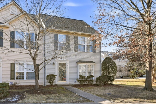 Photo - 2930 Queensland Dr